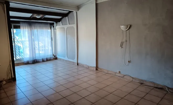 Appartement 5 pièces à vendre à Puget-Theniers, Puget-Théniers, Patricia Tourais